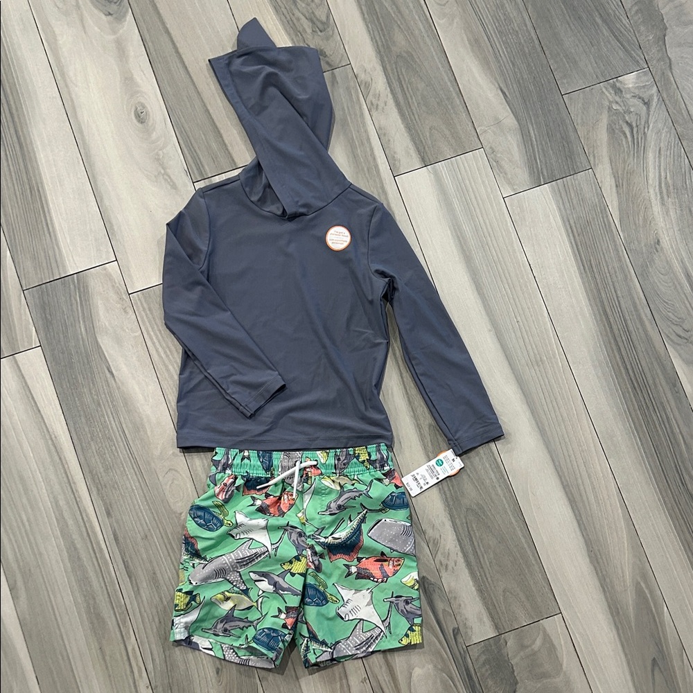 Gray Long Sleeve Rash Guard with Marine life Print Shorts